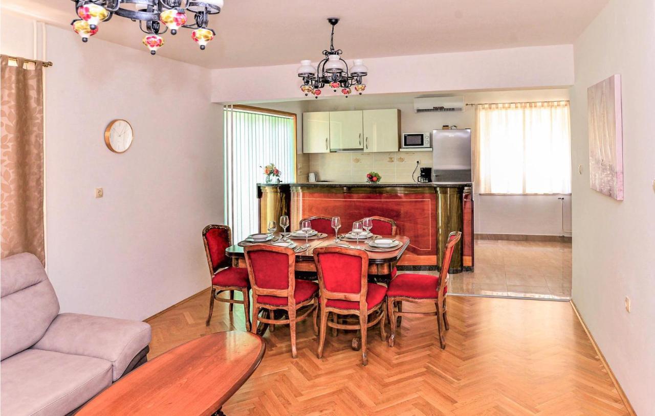 Beautiful Apartment In Malinska With Wifi And 2 Bedrooms Appartement Malinska
